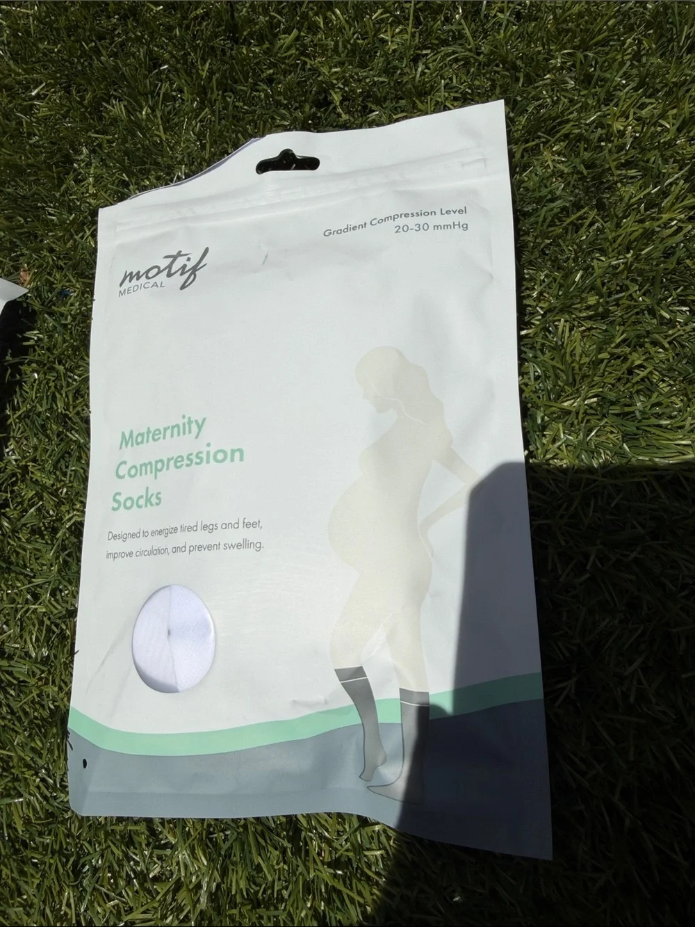 motif Medical Pregnancy Support Band small & Compression Socks - White Medium